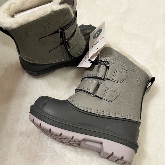NEW Toddler winter boots, size 6 - Picture 6 of 7